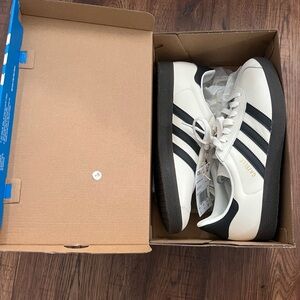 NWT Adidas Women’s Gazelle